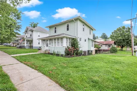 702 16th St, Cambridge, OH 43725