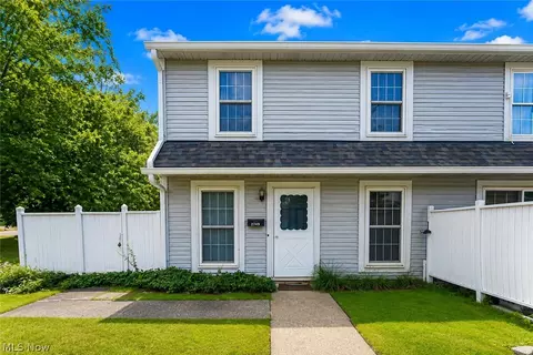 20325 Williamsburg Ct #310B, Middleburg Heights, OH 44130