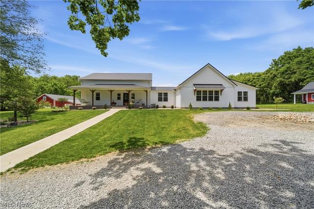 1219 9th St SW, Massillon, OH 44647