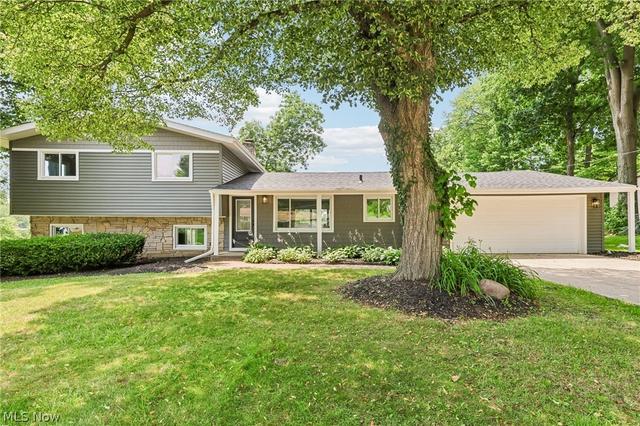 3312 Bancroft Rd, Fairlawn, OH 44333