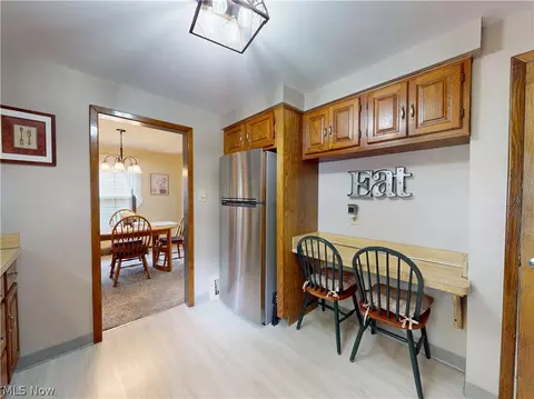 310 E 222nd St, Euclid, OH 44123 photo 9