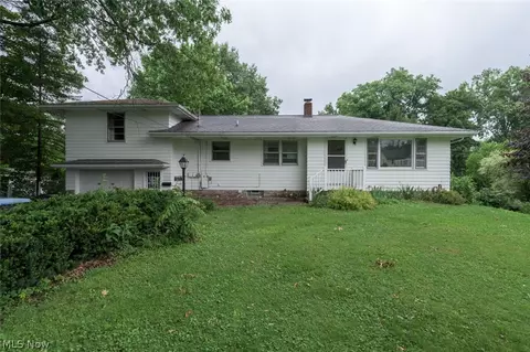 4827 Gower Rd, Rootstown, OH 44272