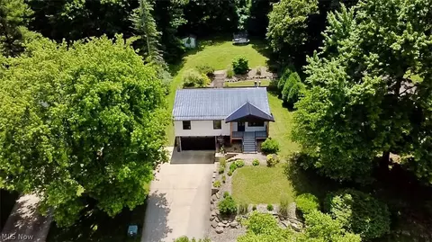424 Garner Dr, Mogadore, OH 44260 photo 4