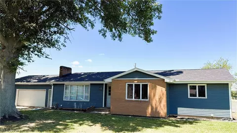 509 Mill St NE, Tuscarawas, OH 44682