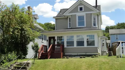 556 Louisiana Ave, Chester, WV 26034