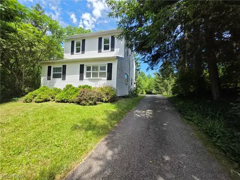 398 N Chillicothe Rd, Aurora, OH 44202