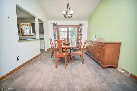 816 Bennett Dr, Elyria, OH 44035 photo 9