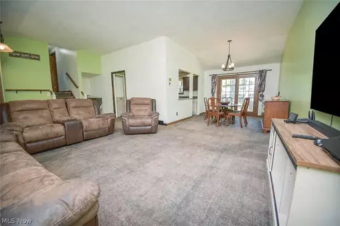 816 Bennett Dr, Elyria, OH 44035 photo 8