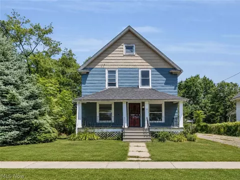 983 E 141st St, Cleveland, OH 44110