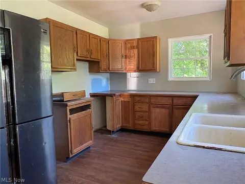 Kitchen - 2388 Copley Rd, Copley, OH 44321 photo 1 of 2