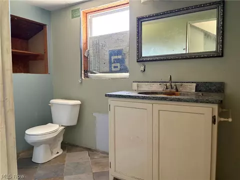 Bath - 2388 Copley Rd, Copley, OH 44321 photo 1 of 2