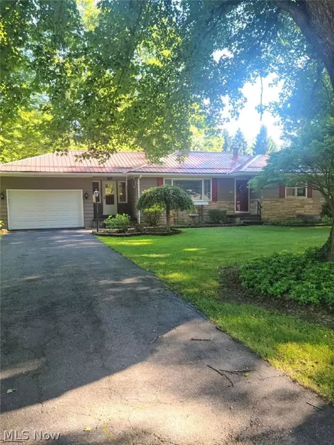 141 Orchard St, Andover, OH 44003