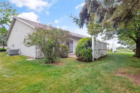 1044 Patrick Pl #12, Wooster, OH 44691 photo 30