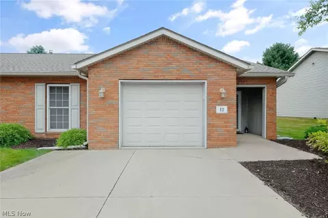 1044 Patrick Pl #12, Wooster, OH 44691