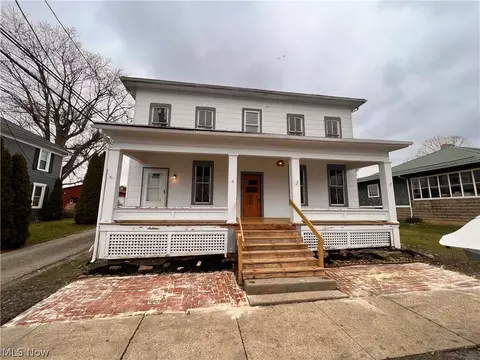 105 N Philadelphia St, Freeport, OH 43973