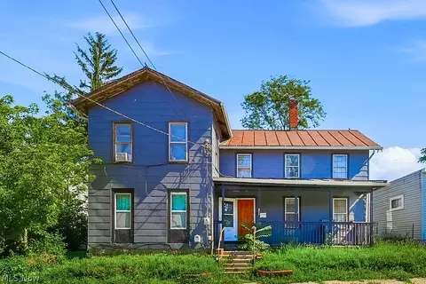 211 W Vine St, Wooster, OH 44691