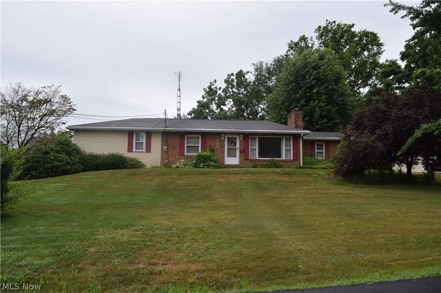 5040 2nd St NW, Canton, OH 44708