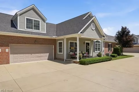 4300 Westford Pl #5A, Canfield, OH 44406