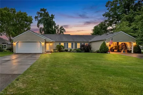 37057 N Doovy St, Avon, OH 44011