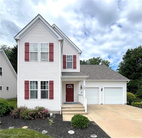 1205 E Mallard Dr, Madison, OH 44057