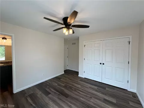 Bedroom - 371 Sexton St, Struthers, OH 44471 photo 6 of 6