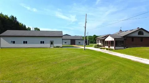 15227 Leroy Rd, Thompson, OH 44086
