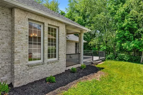 Exterior - 623 Bridgeview Ave, Chester, WV 26034 photo 9 of 12