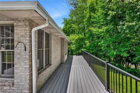 Exterior - 623 Bridgeview Ave, Chester, WV 26034 photo 8 of 12