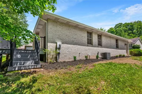 Exterior - 623 Bridgeview Ave, Chester, WV 26034 photo 11 of 12