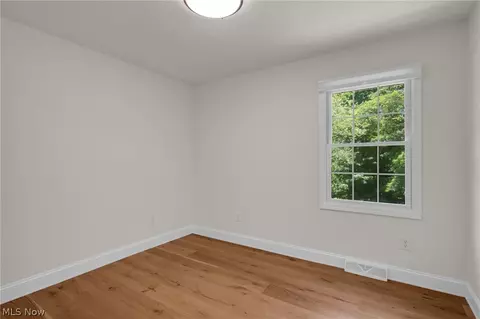 Bedroom - 623 Bridgeview Ave, Chester, WV 26034 photo 1 of 3
