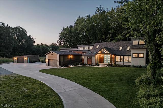 27070 Bagley Rd, Olmsted Twp, OH 44138