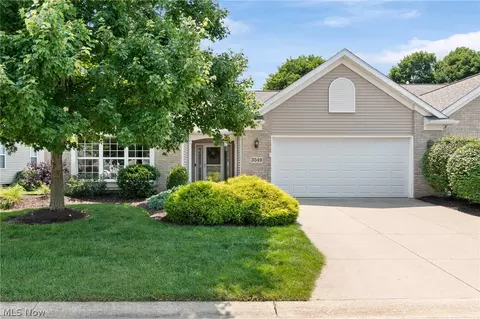3549 Elmhurst Cir, Uniontown, OH 44685