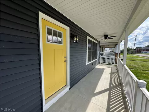 Exterior - 165 Sexton St, Struthers, OH 44471 photo 2 of 2