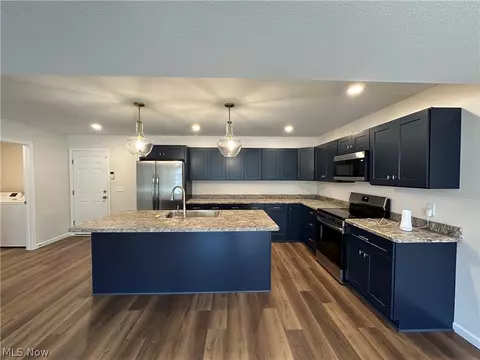 Kitchen - 165 Sexton St, Struthers, OH 44471 photo 1 of 1