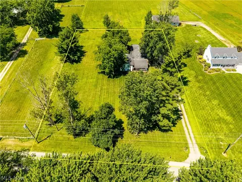 View/Area - 8134 Oberlin Rd, Elyria, OH 44035 photo 1 of 6