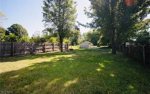 1614 E 49th St, Ashtabula, OH 44004 photo 14