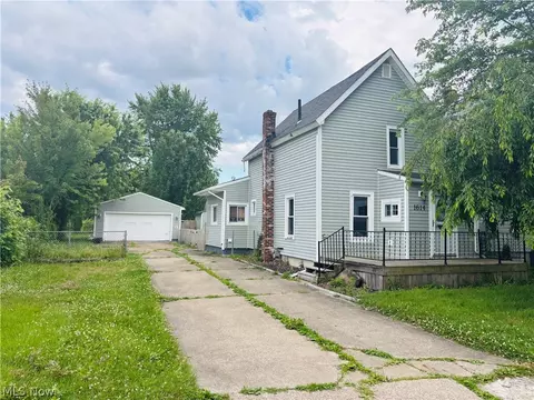 1614 E 49th St, Ashtabula, OH 44004 photo 1