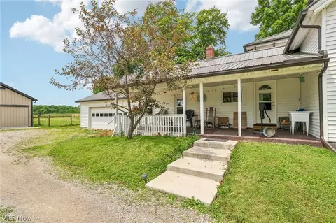 15124 Lake Ave, Middlefield, OH 44062
