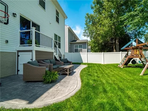 Exterior - 4671 Boulder Ln, Lorain, OH 44053 photo 5 of 8