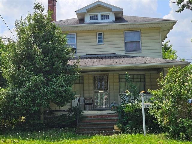 12414 Forest Grove Ave, Cleveland, OH 44108