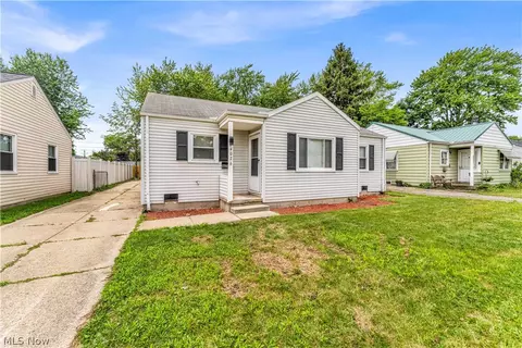 4026 W 144th St, Cleveland, OH 44135