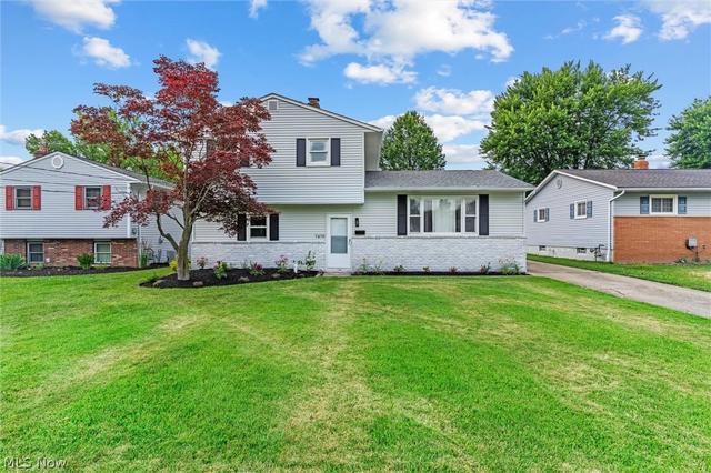 7479 Goldenrod Dr, Mentor On The Lake, OH 44060