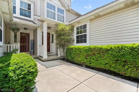 1105 Windmill Way N, Avon, OH 44011