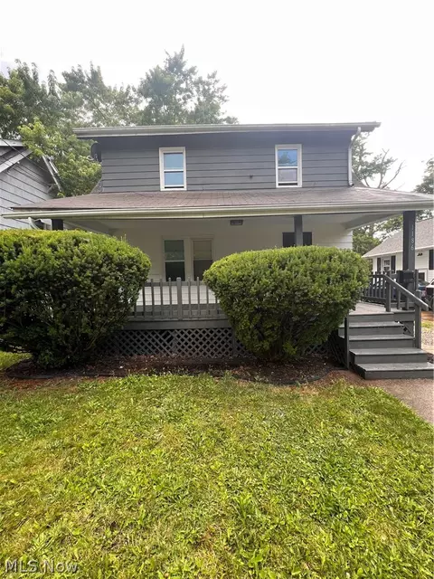 1186 Pondview Ave, Akron, OH 44305