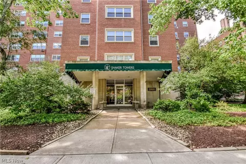 13800 Shaker Blvd #1102, Cleveland, OH 44120