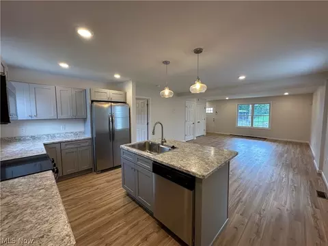 Kitchen - 90 Center St, Struthers, OH 44471 photo 1 of 1