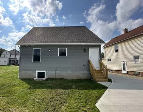 Other - 90 Center St, Struthers, OH 44471 photo 2 of 6