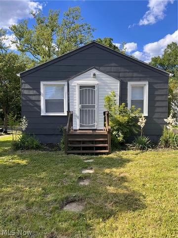 1093 Joy Ave, Akron, OH 44306