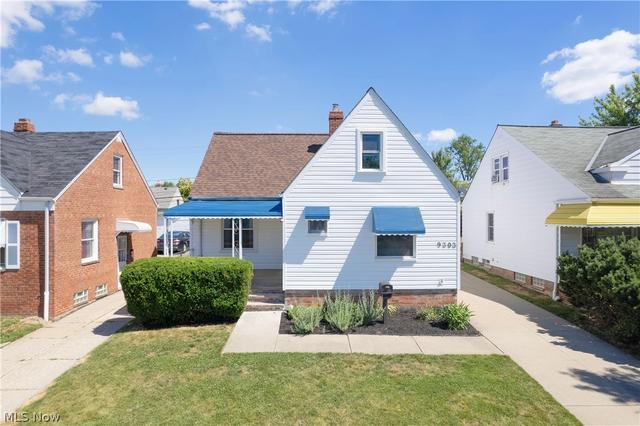 9303 S Highland Ave, Garfield Heights, OH 44125
