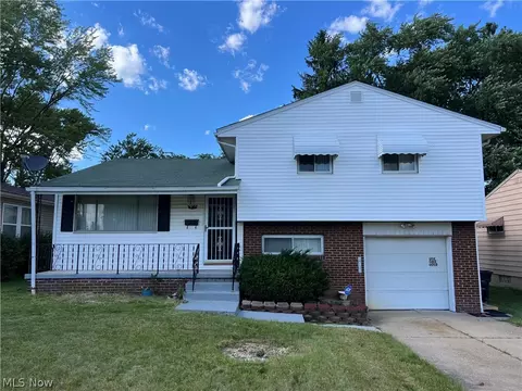 1559 Fairfax Rd, Akron, OH 44313